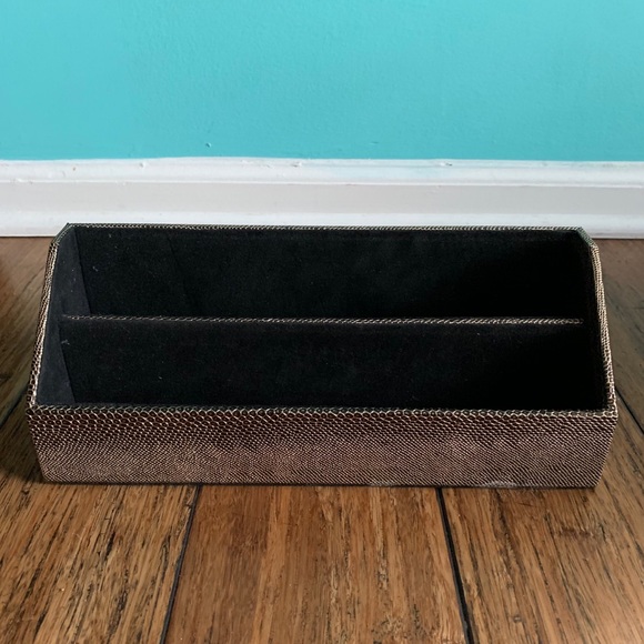 Snakeskin Print Organizer - 2 Slots - Picture 2 of 2